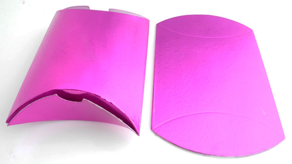 Code: D10319    --- Bote emballage 12 x 7 cm. Fuschia---