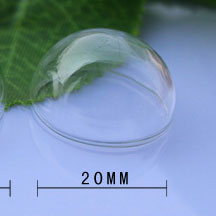 Demi Globe creux transparent de +- 20mm.de diamètre. Code: AQUA20M --- Demi cercle creux 20mm.---