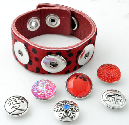 Code: J02262    --- BP Bracelet Cheveux Rouge-Noir + 6 boutons---