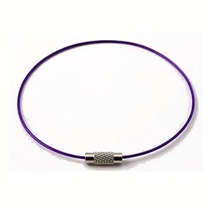 Tour de cou cablé de 45cm + fermoir. Cable de 1mm d'épaisseur. Couleur: Mauve Code: 1083083 --- Tour 45cm. Cable Mauve 1mm + Fermoir---
