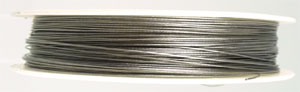 Fil d´acier dans gaine de nylon de +- 0,8mm d'épaisseur. (Rouleau de 18 mètres) Code: D07929 --- Fil Acier Gaine Nylon 0,8mm x18 m.---