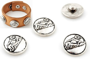 Boutons-pression DoubleBeads de métal, circulaires, décorés avec Bouddha ± 18mm (appropriés pour DoubleBeads accessoires). Couleur: argent vieilli Code: D12497 --- BP DoubleBeads Circulaire, Bouddha 18mm Argent vieilli---