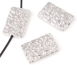 Perles de métal, rectangle, décoré ± 23x15mm (trou ± 1,5mm).Couleur: Nickel Code: D16233 --- Rectangle, Metal 23x15mm Nickel---