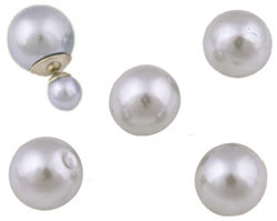 Perles en matière synthétique avec trou demi-creusé, circulaires ± 8mm (trou ± 1mm). Couleur: Gris clair Code: D16827 --- Perle Demi-creuse, Circulaire 8mm Gris Clair---