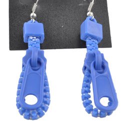Boucles d'oreilles de métal avec fermeture éclair de matière synthétique ± 92mm. Couleur: Bleu Code: J02999 --- BO Fermeture Eclair 92mm. Bleu---