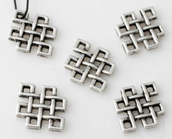 Code: D11009    --- Carreau Celtique 12x9mm. Vx Argent---