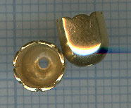 Calotte Lisse Doree  6X6X2mm.