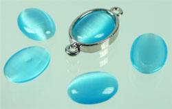Cateye ovale coller 14x10mm. Bleu