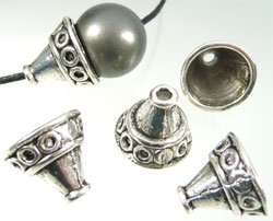 Calotte metal decore 14x12mm.