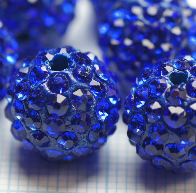 Code: D12972B    --- Shamballa 12mm. Bleu Fonce---