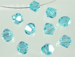 Code: D04819    --- Verre toupie facettes 8mm. Aigue marine Bleu---