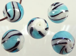 Code: D04991    --- Verre rond 14mm. Blanc et Bleu clair---