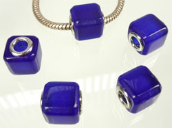 Code: D05211    --- Pandora Style, Cube 14x12, Violet Bleu---