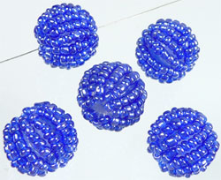 Code: D07964    --- Perle brodee +-16mm.  Bleu fonce---
