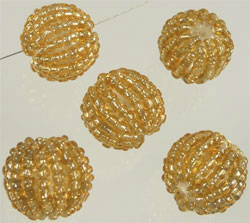 Code: D07966    --- Perle brodee +-16mm. Or-jaune---