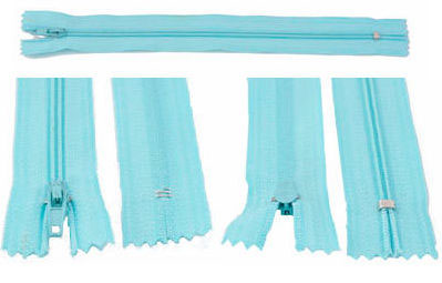 Code: D15416    --- Fermeture clair   19cm Bleu Clair---
