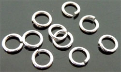 Code: D08004    --- Anneau argent925 4mm. Gross:0.6mm---