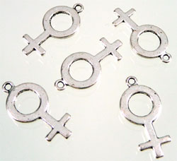 Pendentif, breloque en métal. Symbole Femme de +- 25x12mm. Couleur: Argent vieux. Code: D08273 --- Symbole femme 26x12 Argent Vx.---