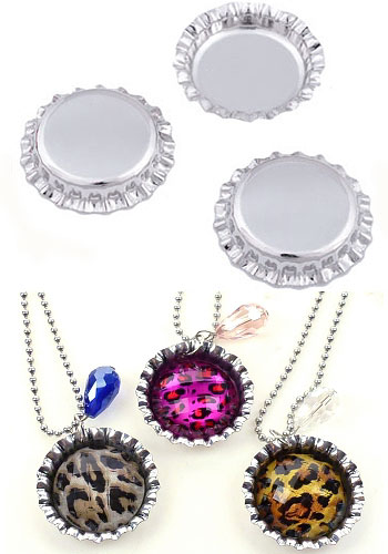 Bottle caps de métal, décorés, avec cadre pour ± 25mm brique de collage ± 33x6mm. Couleur: Nickel Code: D16446 --- Capsule metal Int:25mm. Ext:33x6mm.---