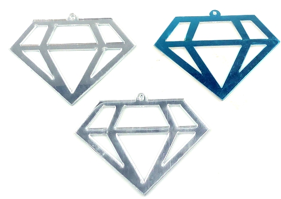 Pendentifs/breloques de matière synthétique, diamant ± 55x69mm (oeil ± 2mm). Couleur: Transparent Code: D16546 --- Synth. Breloque Diamant 55x69mm.---