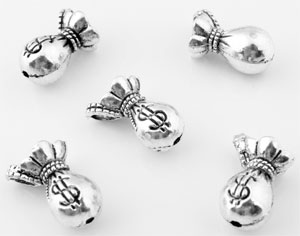 Pendentif, breloque en métal en forme de sac d'argent de +- 21x13mm. Couleur: Argent vieux. Code: D10007 --- Sac d'argent 21x13---