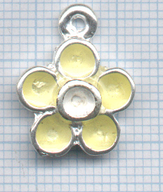 Pendentif métal . émaillé 1 côté JAUNE. Diamètre: 15mm. . Possibilité de coller une perle centrale Code: PIK012_J --- Pendentif fleur emaillee jaune---