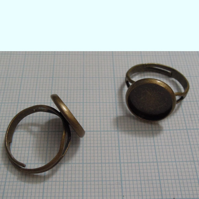 Code: F43CHEN    --- Bague 12mm. Bronze---