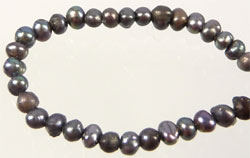 Code: D06542    --- Perles eau douce authentique +-2,5mm. Gris violet---