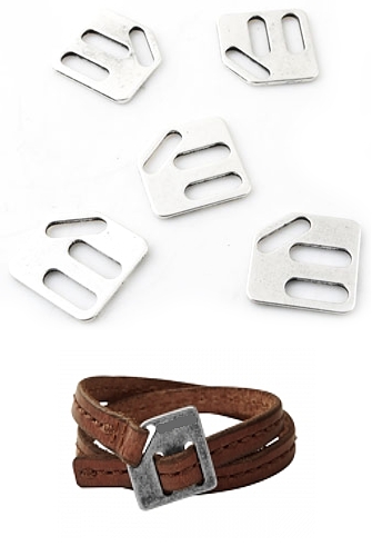 Entre-deux, fermoir de métal de +- 19mm de côté. Trous: 10,5mmx3,5mm. Couleur: Argent vieux. Code: D13715 --- Entre-deux, fermoir metal 19mm.---