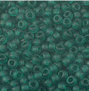 Perle de rocaille de la marque Miyuki. Perle en verre de dimension 8/0. Sachet de +- 10 grammes, soit +- 400 pièces. Transparant Matte Emerald 147F: Émeraude Transparent Code: D14018 --- 8/0 Transparent Matte Emerald 147F---