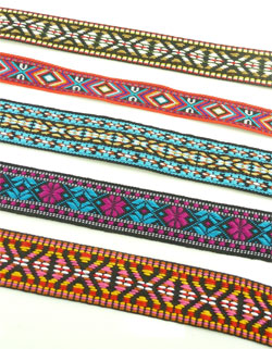 Code: D15716    --- 5 rubans textile 17-25mm x 1m. Aztec---