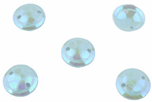 Paillettes de matière synthétique pour enfiler/coudre ± 8mm (trous ± 0,7mm) (± 2300 pcs.). Couleur: Bleu Clair AB Code: D15535 --- 2300 Pcs. Sequin 8mm. Bleu Clair AB---