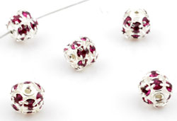 Code: D12249    --- Metal Strass 8mm. Rubis---