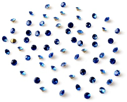Répliques de diamant en verre cristal, circulaires aux facettes ± 1mm (± 50 pcs.). Couleur: Sapphire Code: D16776 --- 50 x Strass Circulaires Facettes 1mm Sapphire---