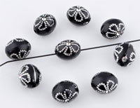 Code: D09071    --- Perle Synth. Oval decore +-10x8mm. Noir---