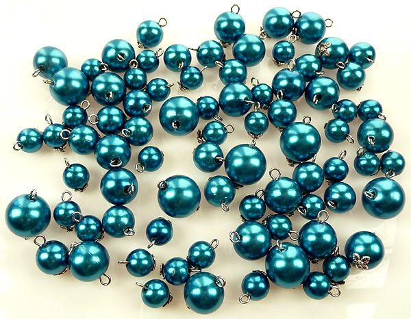 Code: D10495    --- Melange perles avec clou. Turquoise---