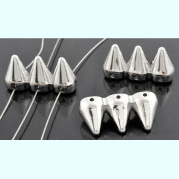 Séparateur en matière synthétique (studs), metal look. +- 15x28mm. Avec 3 trous de +- 1,5mm. Couleur argentée. Code: D12284 --- Studs 3 trous 15x28mm. Argente---