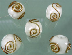 Code: D06302    --- Italian style 15x13mm. Or-Blanc---