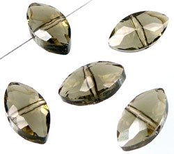 Code: D08803    --- Cristal facettes 16x9x7mm. Black Diamond---
